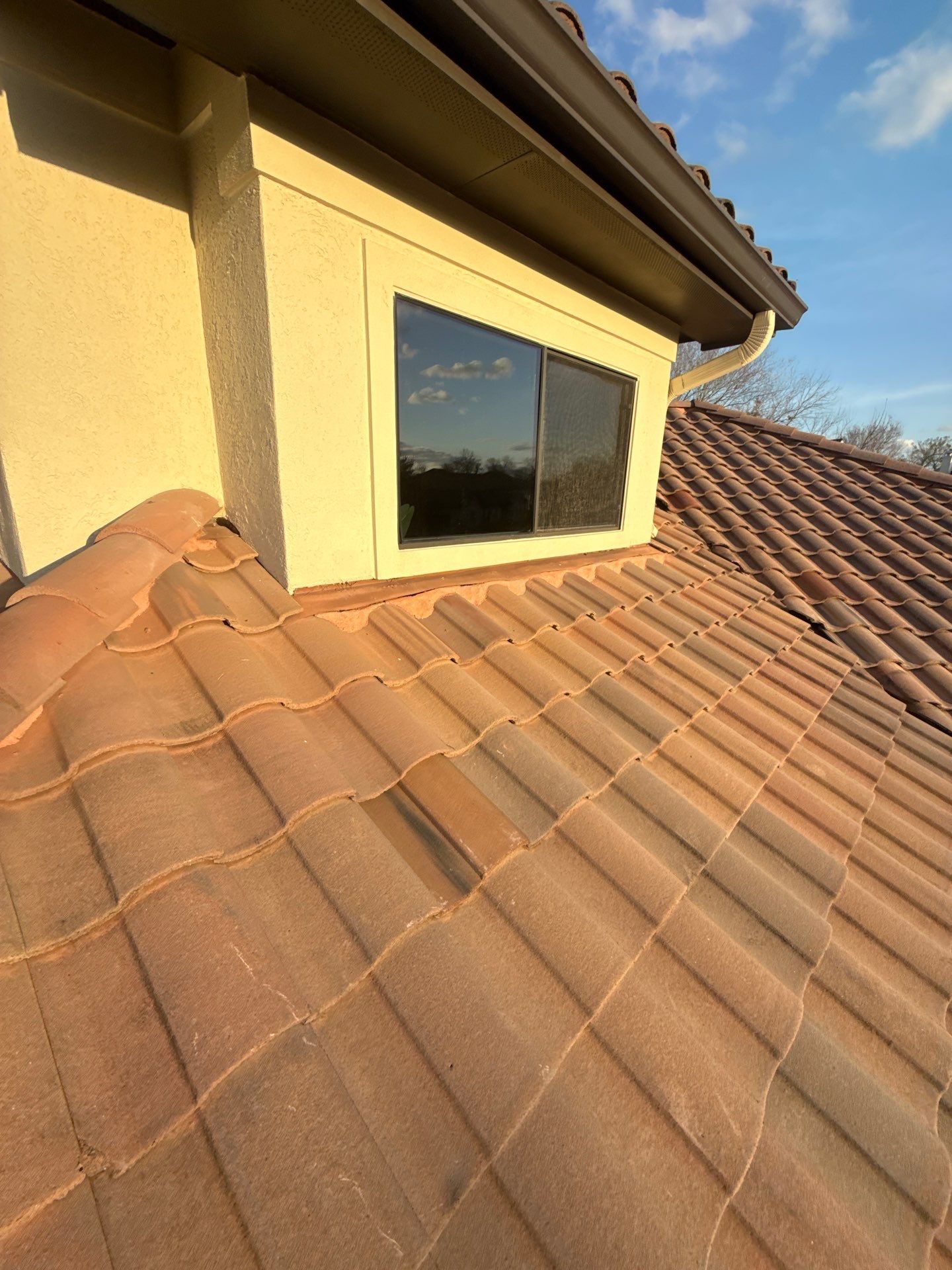 Clay tile roof repair Houston home